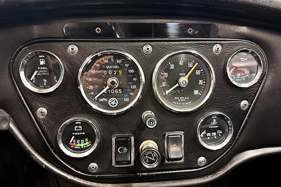 AC Cobra 21 of 30
