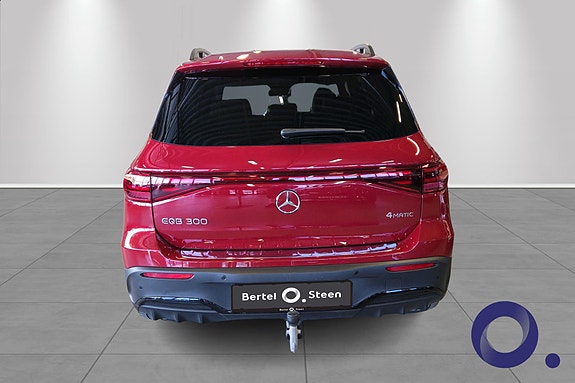 Mercedes-Benz EQB300 4 of 5