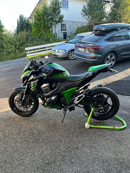 Kawasaki Z 800 8 of 15