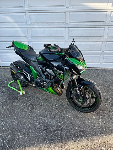 Kawasaki Z 800 5 of 15