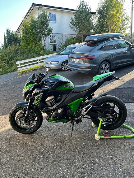 Kawasaki Z 800 7 of 15