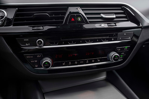 BMW 530i 18 of 29