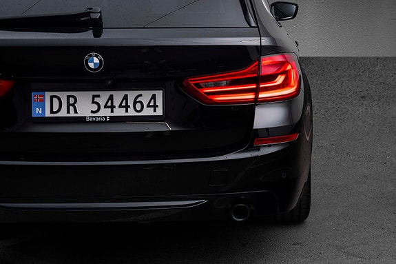 BMW 530i 9 of 29