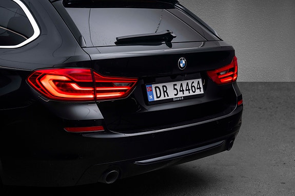 BMW 530i 6 of 29