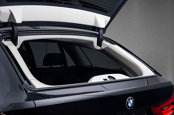 BMW 530i 7 of 29