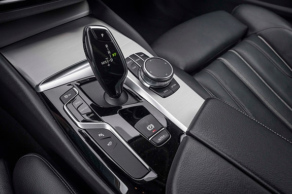 BMW 530i 17 of 29