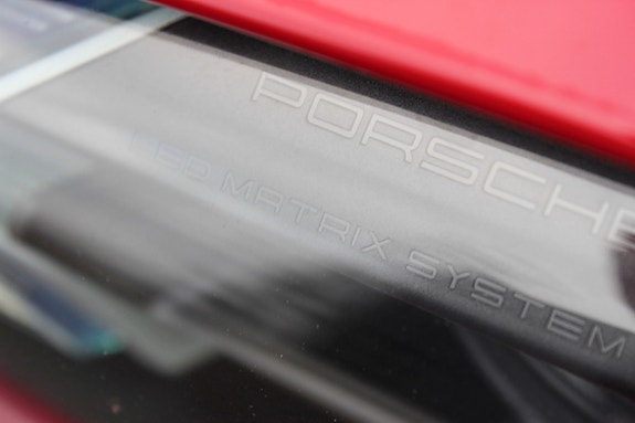Porsche Taycan 12 of 30