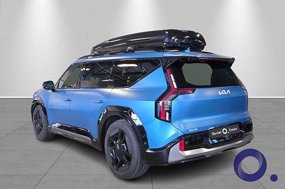 Kia EV9 3 of 5