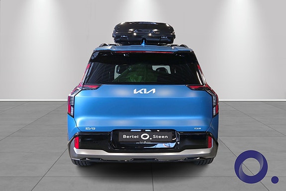 Kia EV9 4 of 5