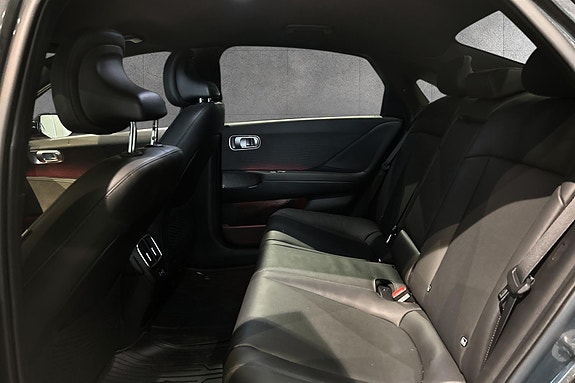 Hyundai Ioniq 6 10 of 16