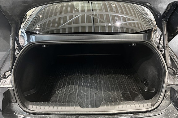 Hyundai Ioniq 6 15 of 16