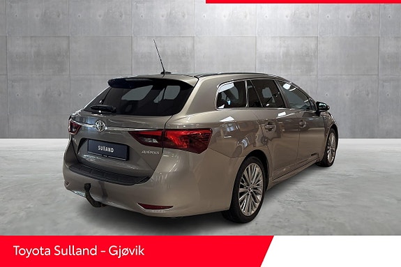 Toyota Avensis 5 of 5