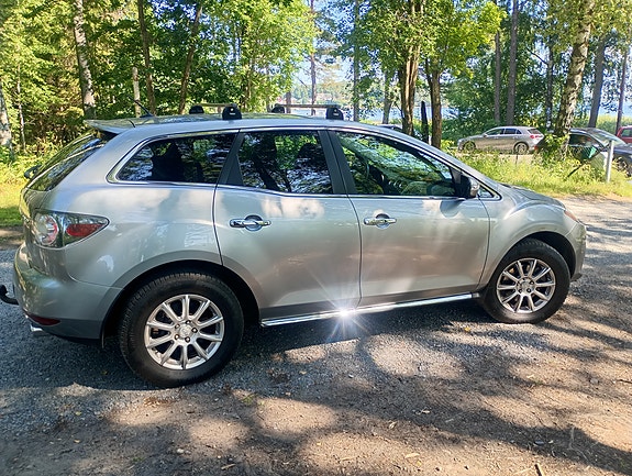 Mazda CX-7 4 of 5