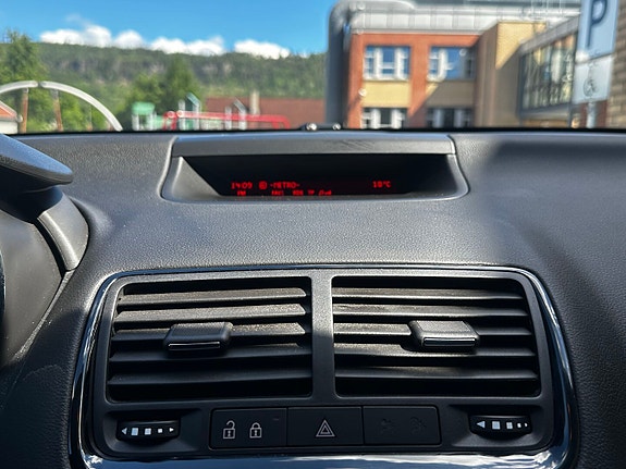 Opel Meriva 21 of 26