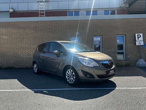 Opel Meriva 4 of 26