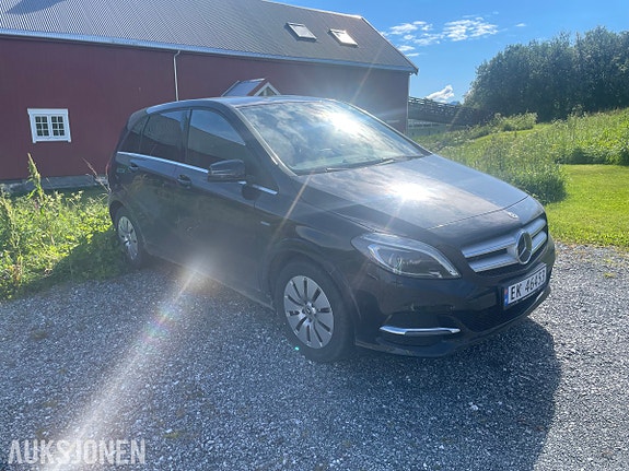 Mercedes-Benz B-Klasse 3 of 5