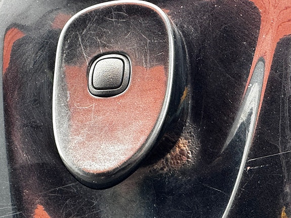 Toyota IQ 5 of 5