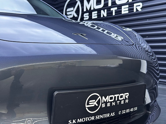 Tesla Model 3 5 of 5