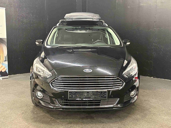 Ford S-MAX 3 of 5