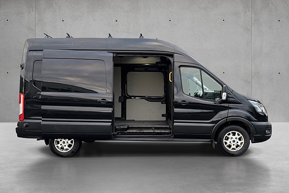 Ford Transit 19 of 22
