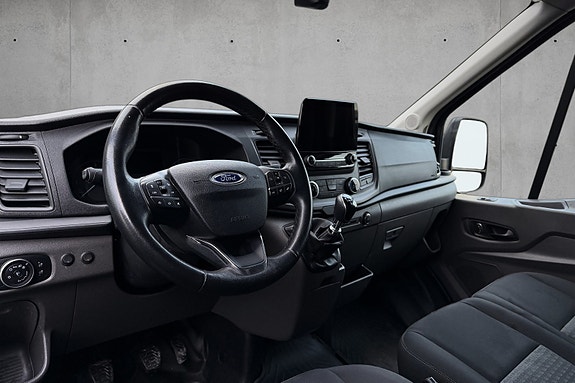 Ford Transit 12 of 22