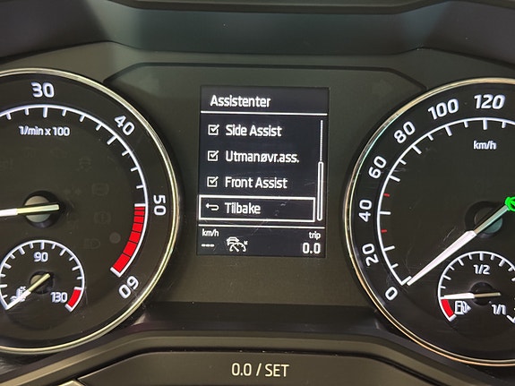 Skoda Superb 25 of 30