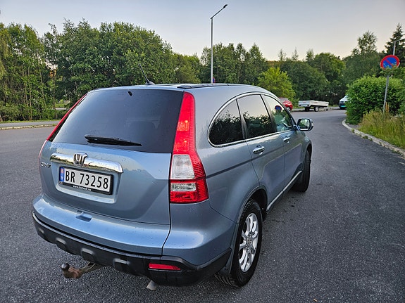 Honda CR-V 2 of 5