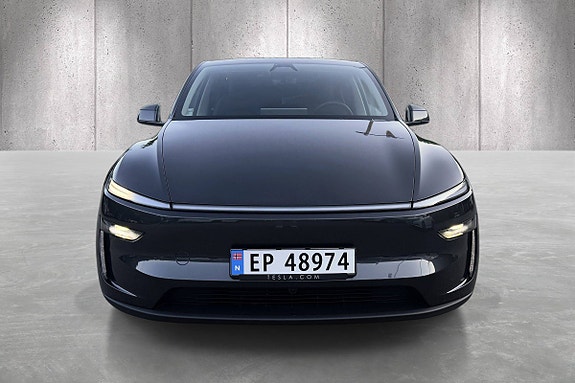 Tesla Model Y 2 of 5