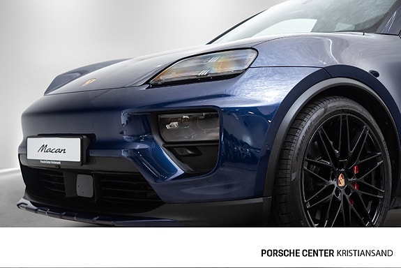 Porsche Macan 2 of 5