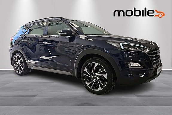 Hyundai Tucson 2 of 5