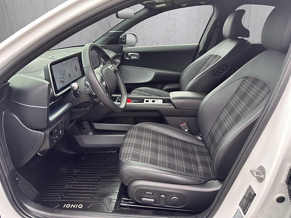 Hyundai Ioniq 6 9 of 21