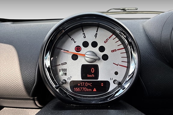 MINI Countryman Cooper D 12 of 14