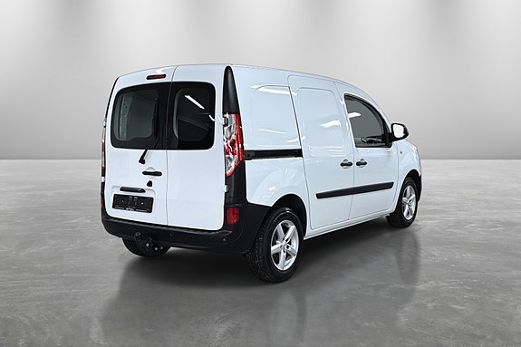 Nissan NV250 5 of 5
