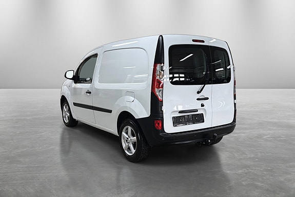 Nissan NV250 3 of 5