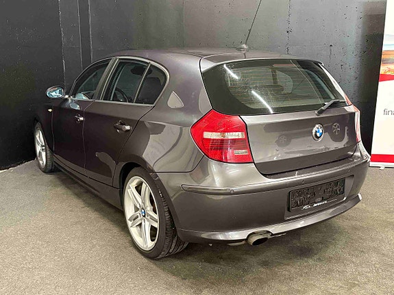 BMW 116i 5 of 5