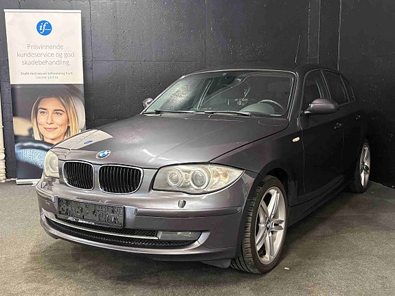 BMW 116i 4 of 5