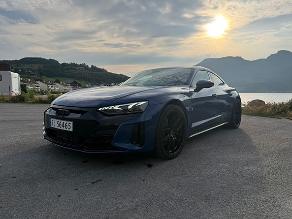 Audi e-tron GT 9 of 30