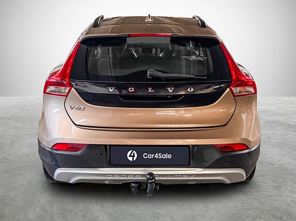 Volvo V40 Cross Country 4 of 5