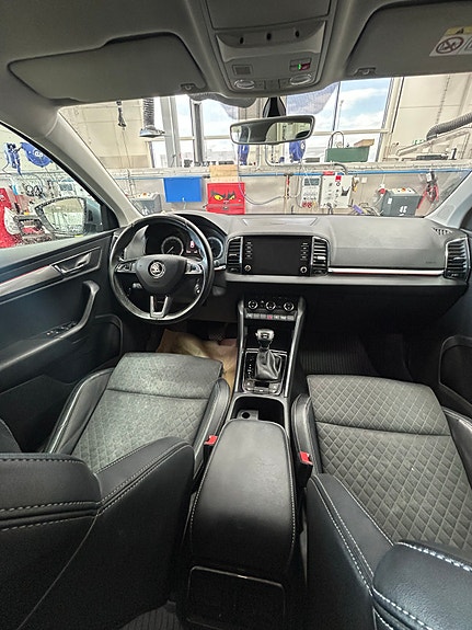 Skoda Karoq 8 of 17