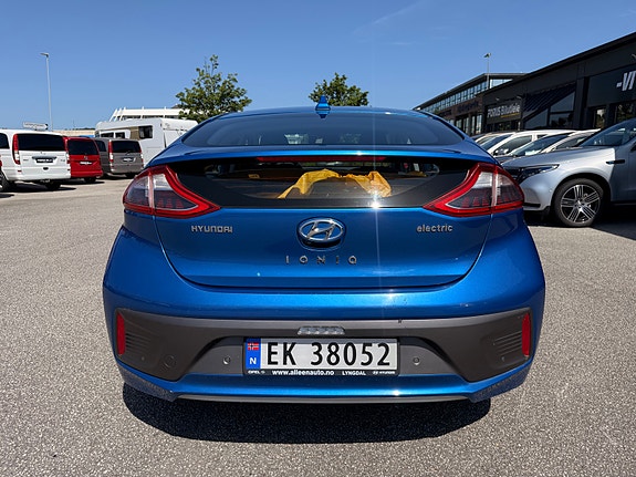 Hyundai IONIQ 5 of 5