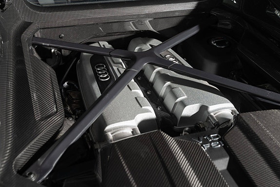 Audi R8 10 of 30