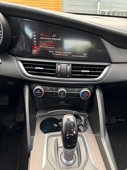 Alfa Romeo Giulia 11 of 20