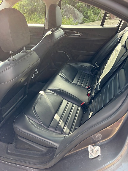 Alfa Romeo Giulia 10 of 20