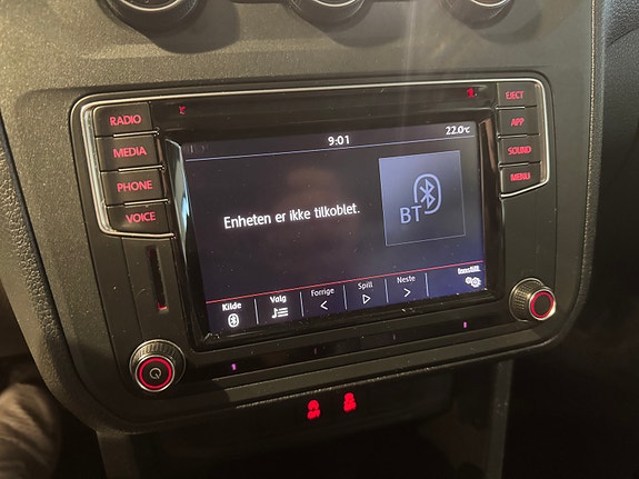 Volkswagen Caddy Maxi 18 of 28