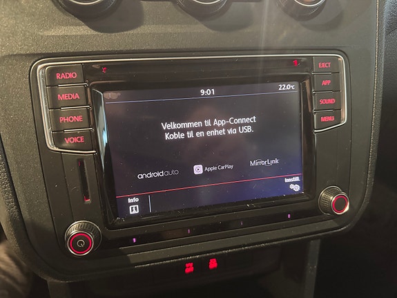 Volkswagen Caddy Maxi 19 of 28