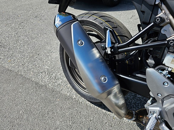Suzuki SV650 16 of 17