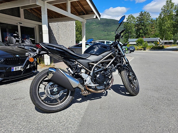Suzuki SV650 3 of 17