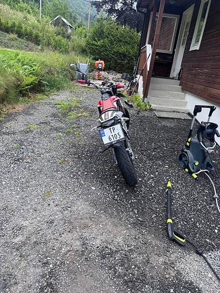 Aprilia SX 50 4 of 5
