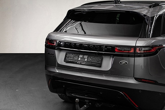Land Rover Range Rover Velar 8 of 30
