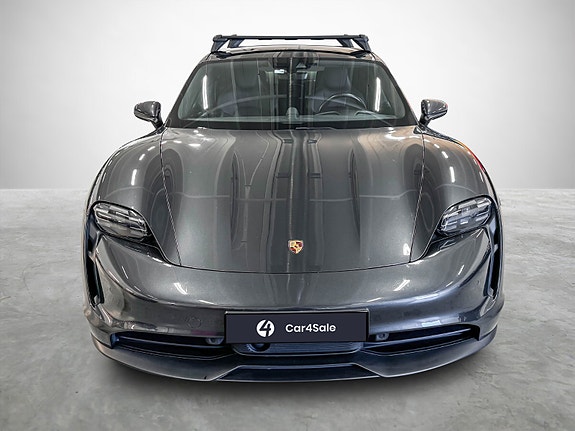 Porsche Taycan 9 of 30